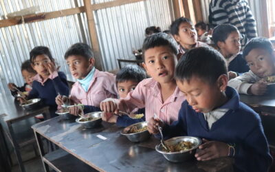 Versorgung mit Mittagessen an der Arunodaya School gestartet