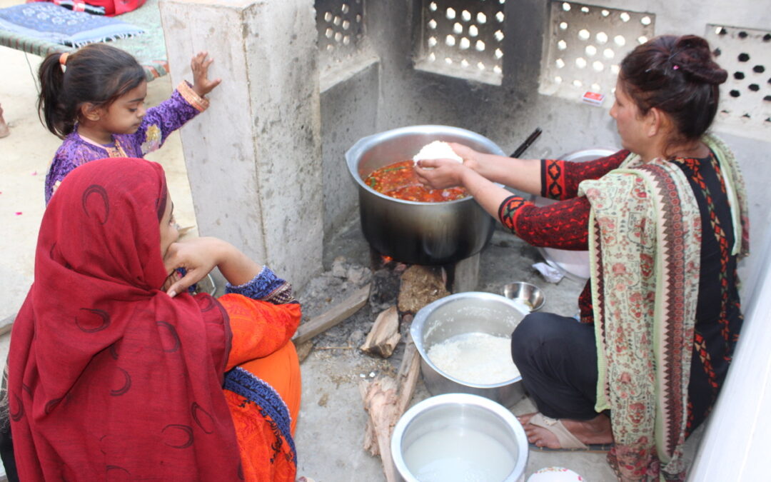 Unser Patenprogramm in Pakistan: So gelangt das Essen in die Schulen